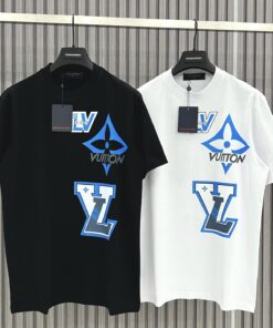 Louis Vuitton Luxury T-Shirt DN26120519
