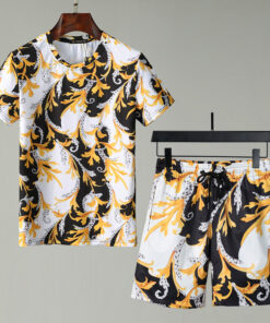 Versace T-shirts and Shorts Limited Edition- TX/2BTX+STK Max01085