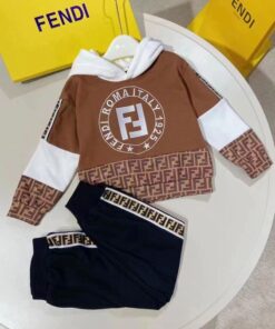 Kid Luxury Fendi Tracksuits DN26020657
