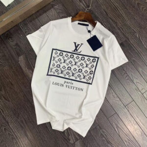Limited Edition 2025 Louis Vuitton Unisex T-Shirt DN26090502