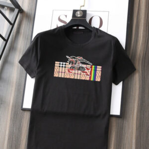 Burberry Unisex T-Shirt - DN24811