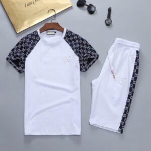 2026 Gucci Summer Tracksuits for men - DN9100619