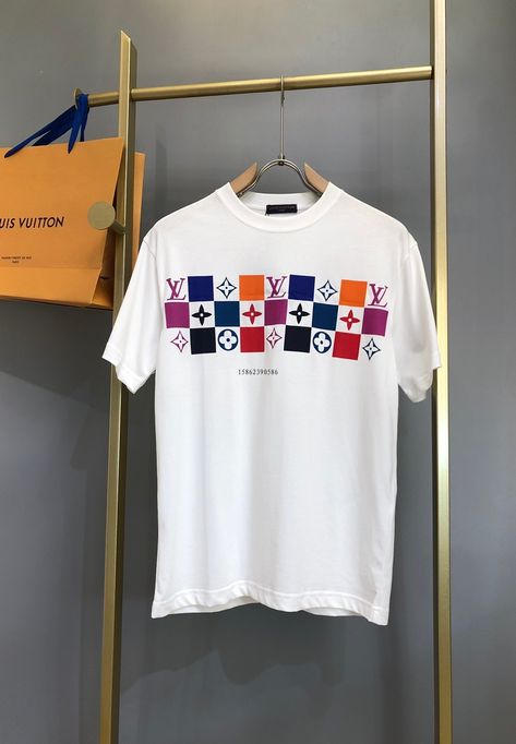 Limited-Edition-LV-T-Shirt-E28093PM01246.jpg