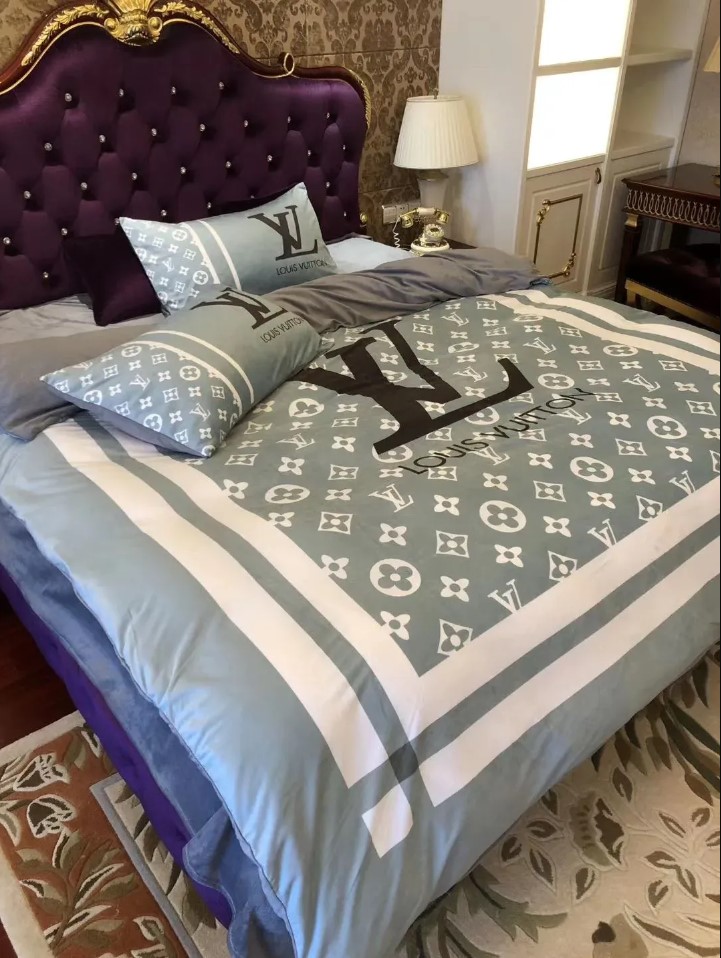 Louis-Vuitton-Blue-Monogram-Luxury-Brand-Bedding-Set-Duvet-Cover-Home-Decor.jpg