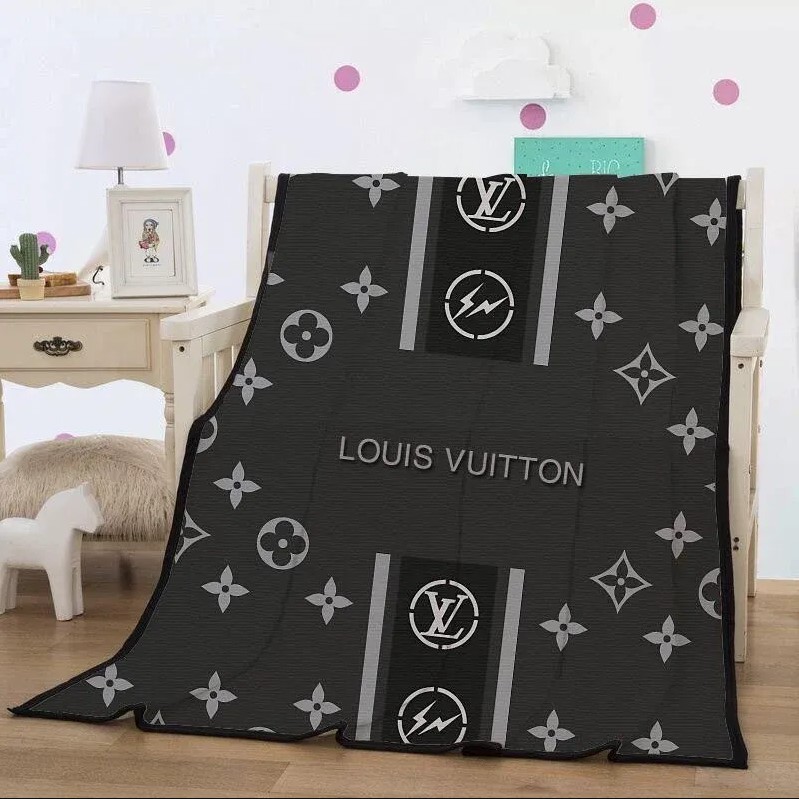 Louis-Vuitton-Dark-Fashion-Luxury-Brand-Blanket-Fleece-Comfortable-Blanket.jpg