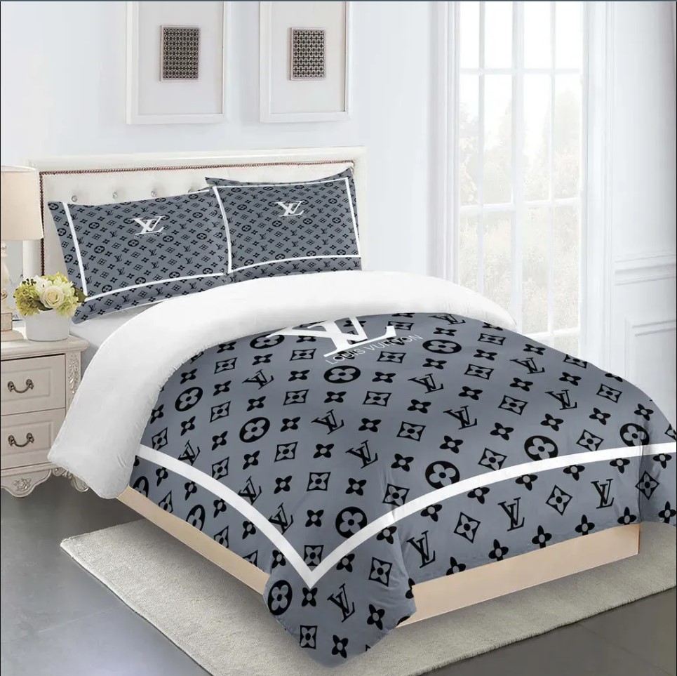 Louis-Vuitton-Fashion-Logo-Limited-Luxury-Brand-Bedding-Set-Home-Decor-22.jpg