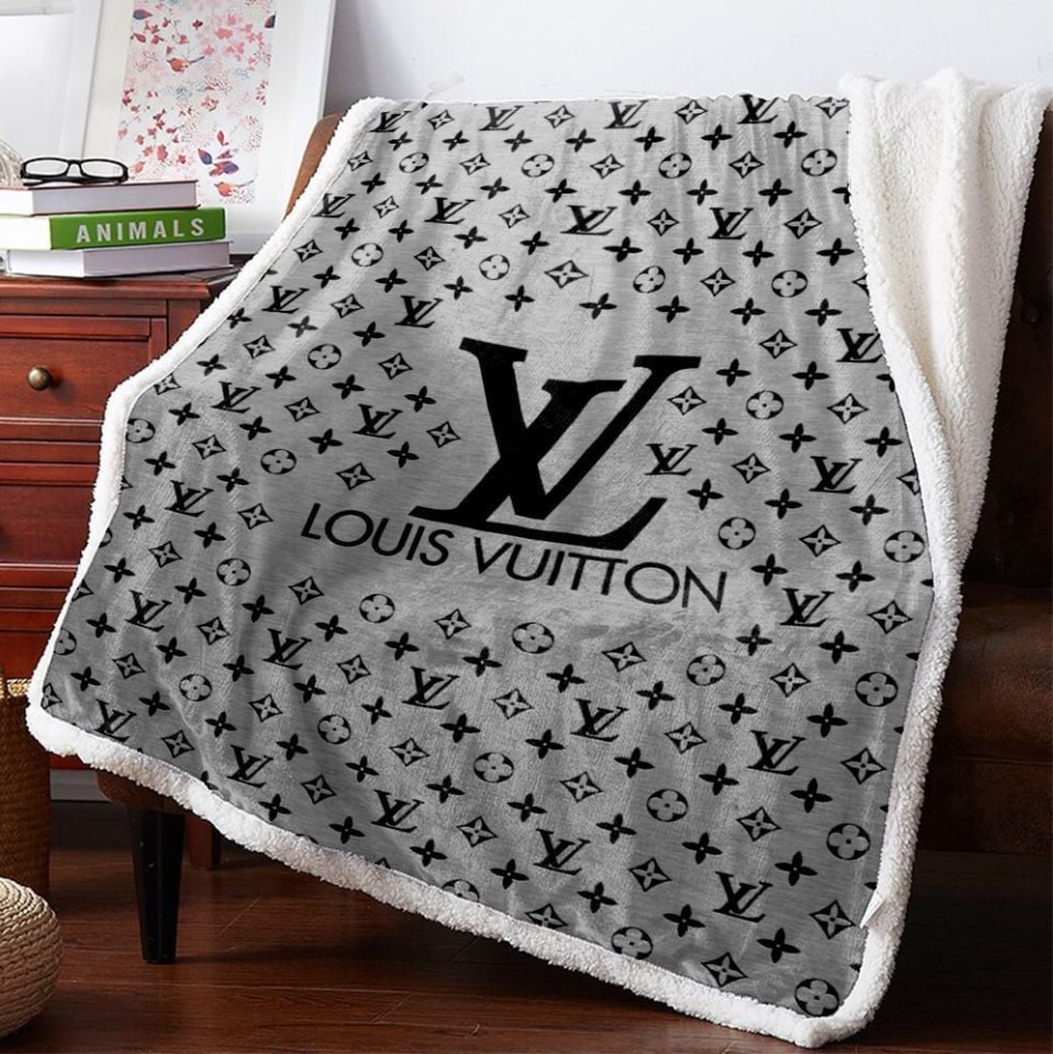 Louis-Vuitton-Grey-Fashion-Luxury-Brand-Premium-Blanket-Fleece-Home-Decor.jpg