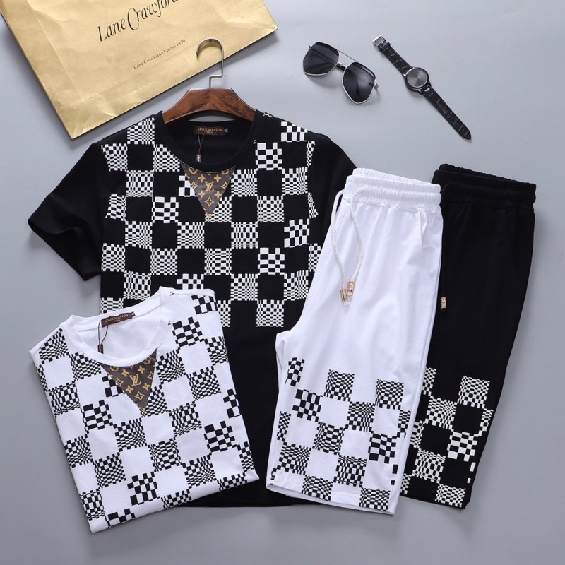 Louis-Vuitton-tracksuits-for-Louis-Vuitton-short-tracksuits-for-men-99905842_800x800-1.jpeg