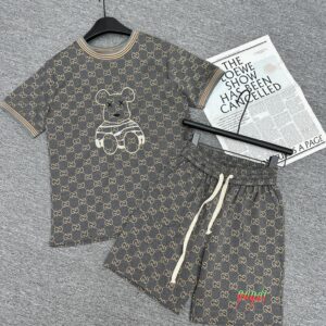 Gucci-Tracksuits For Men- TX+STK Max08722