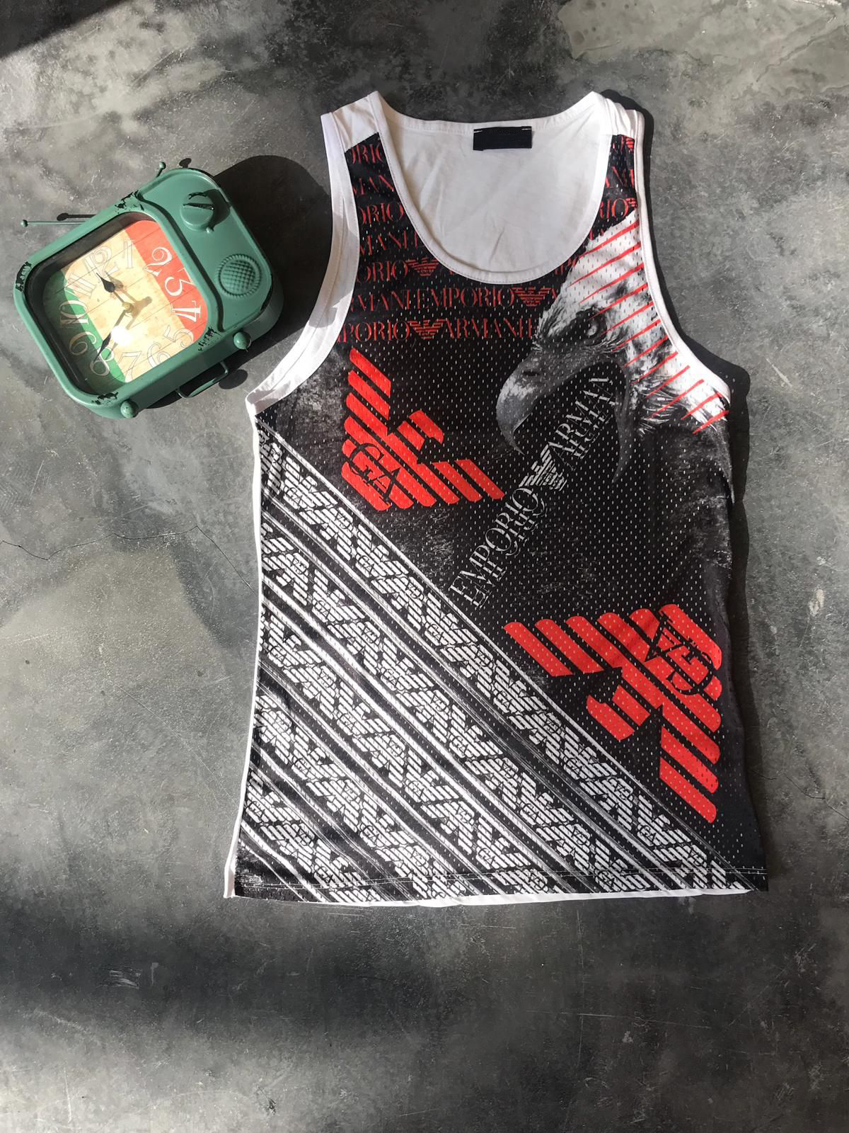 Tank-Top-Armani-01-3.jpg