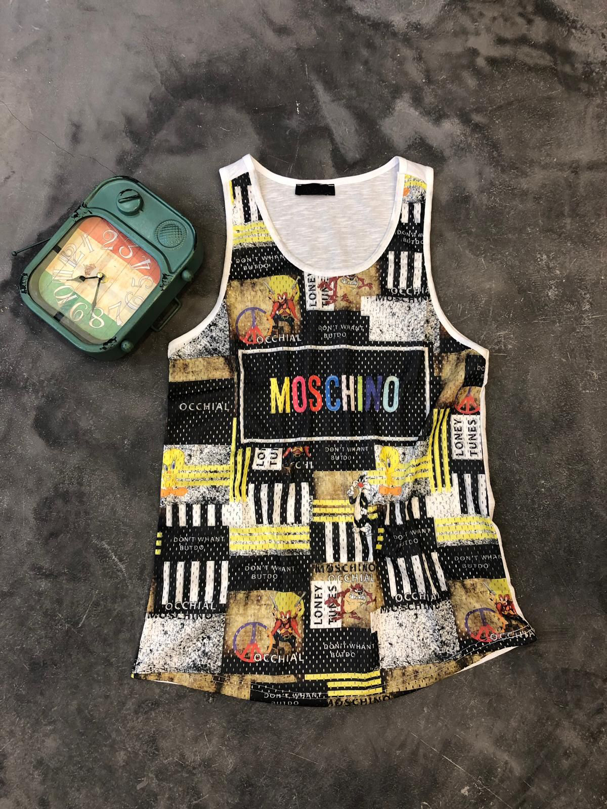 Tank-Top-Moschino-01.jpg