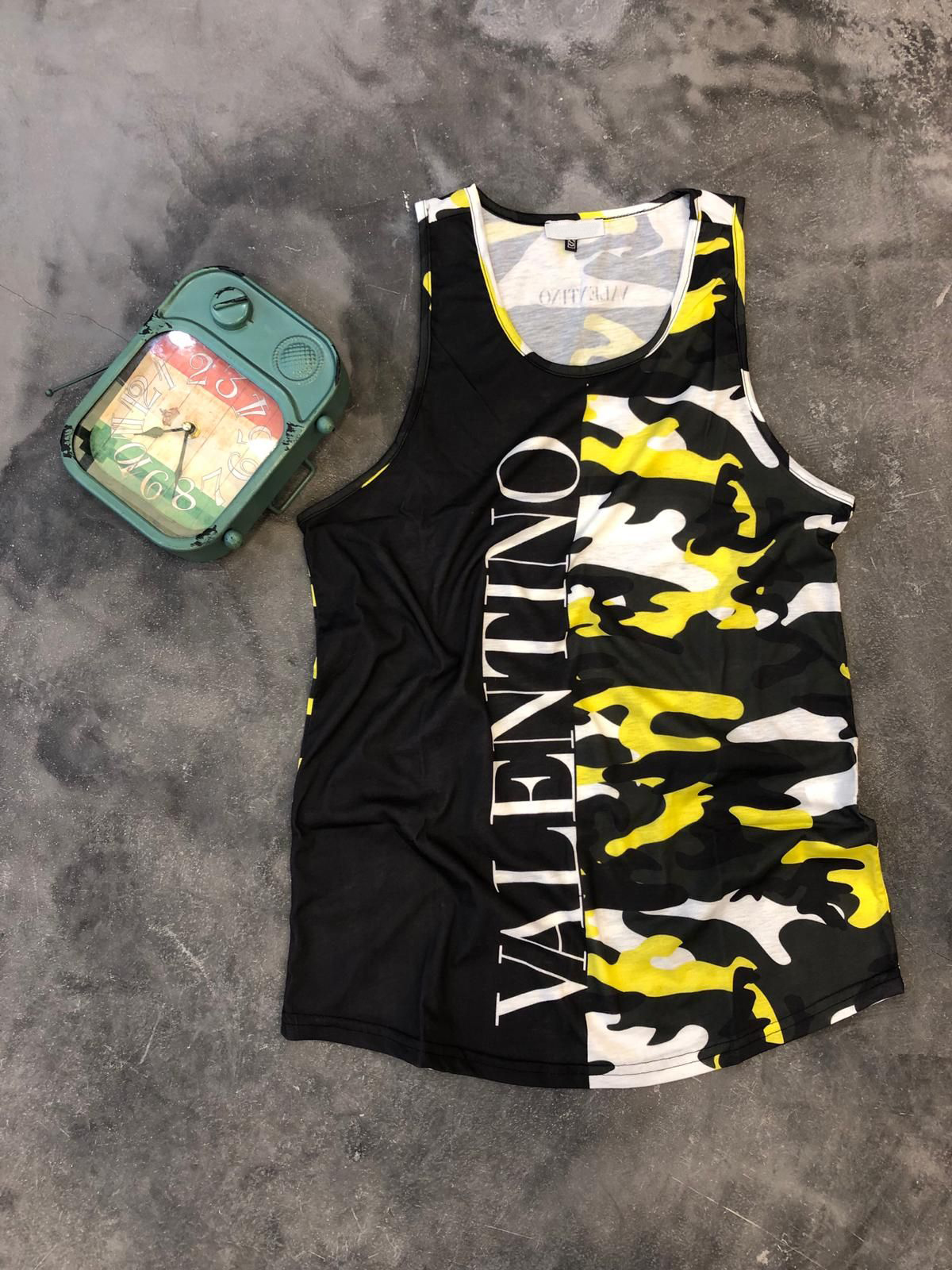 Tank-Top-Valentino-01.jpg