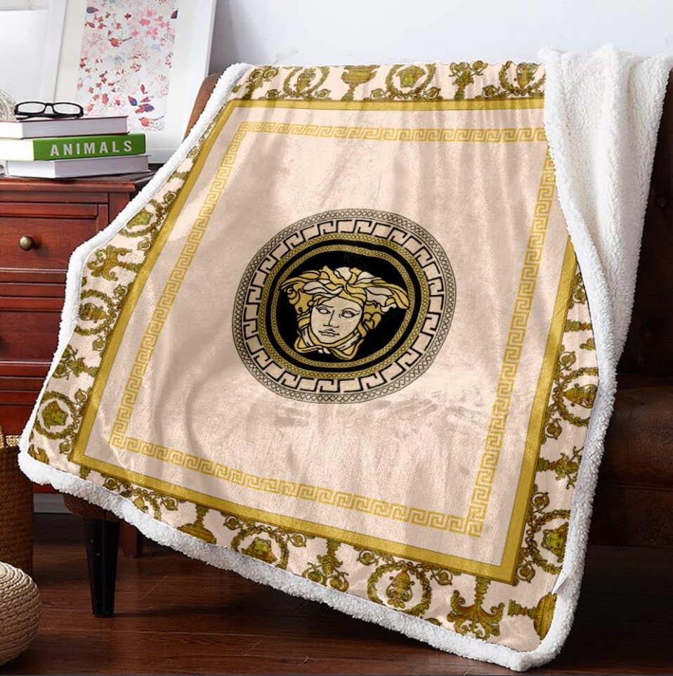 Versace-Fashion-Luxury-Brand-Premium-Blanket-Fleece-Home-Decor.jpg