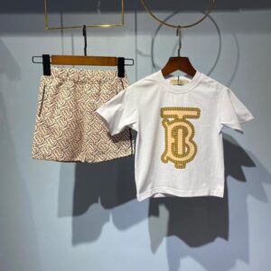 Kid Luxury Burberry Tracksuits DN26020628