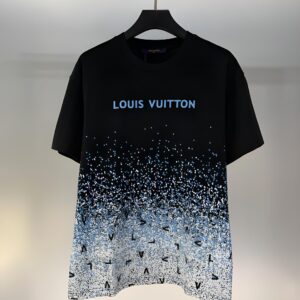 New Arrival LV Luxury Brand Unisex T-Shirt Gift Hot 2025 PEA31621